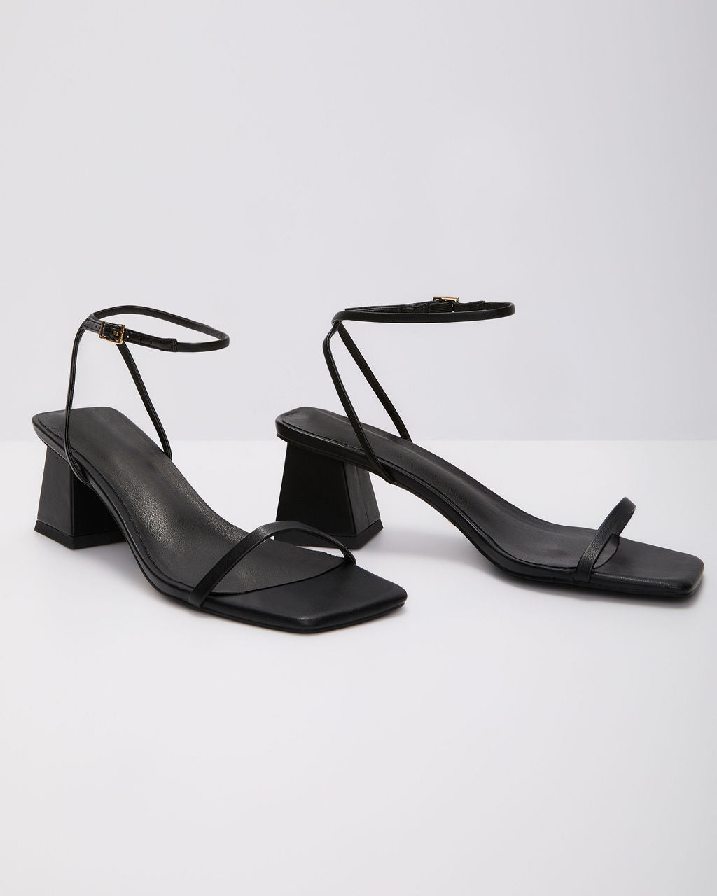 Good Mix Strap Block Heel