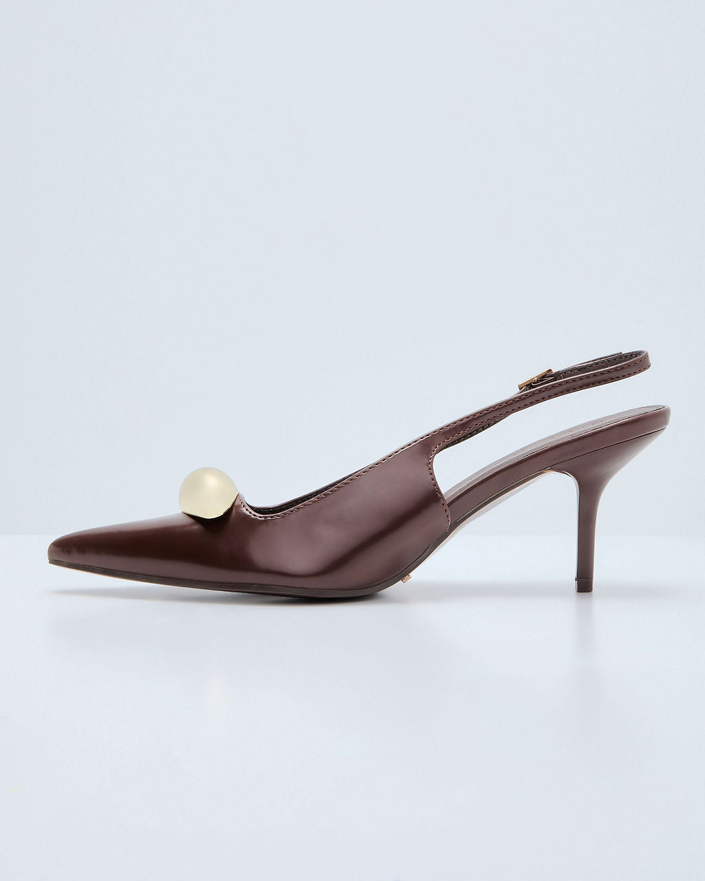Toffee Walks Pointed Toe Slingback Heels
